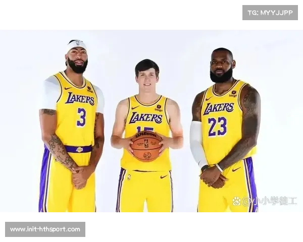 里夫斯谈湖人五连胜：团队化学反应出色，每个人都知道自己的角色